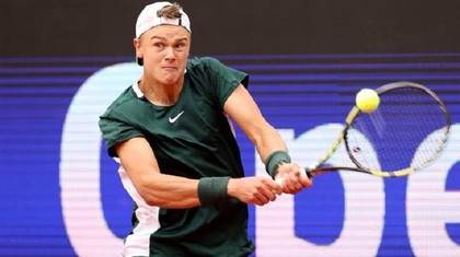 Holger Rune l-a învins pe Ruud şi este finalist la Roma