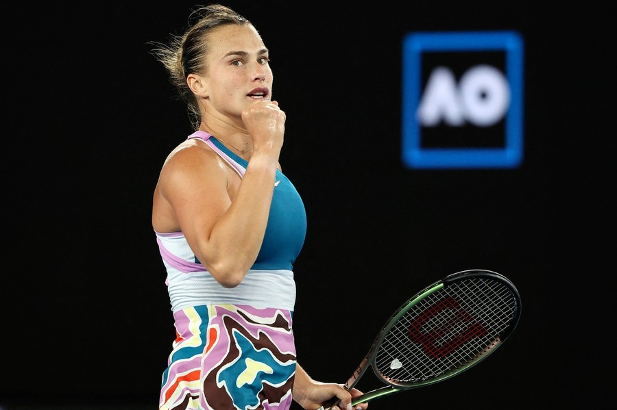 Arina Sabalenka, în semifinale la Roland Garros după victoria cu Elina Svitolina. Ucraineanca a refuzat să-i strângă mâna sportivei din Belarus 