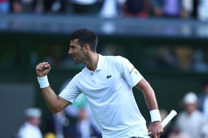 Novak Djokovic s-a calificat în turul al treilea de la Wimbledon fără prea mari bătăi de cap