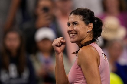 S-a stabilit când va juca Sorana Cîrstea pentru un loc în semifinalele US Open