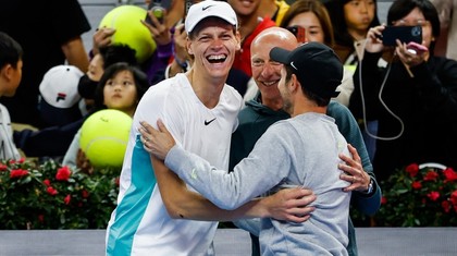 Jannik Sinner l-a învins pe Daniil Medvedev şi a câştigat turneul de la Beijing