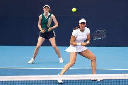 Monica Niculescu şi Cristina Bucsa au pierdut finala de dublu de la Japan Open