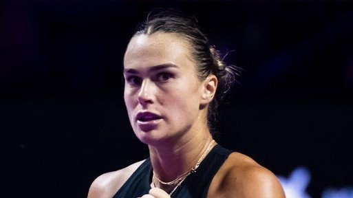 Arina Sabalenka a învins-o pe Jasmine Paolini şi s-a calificat în semifinale la Turneul Campioanelor