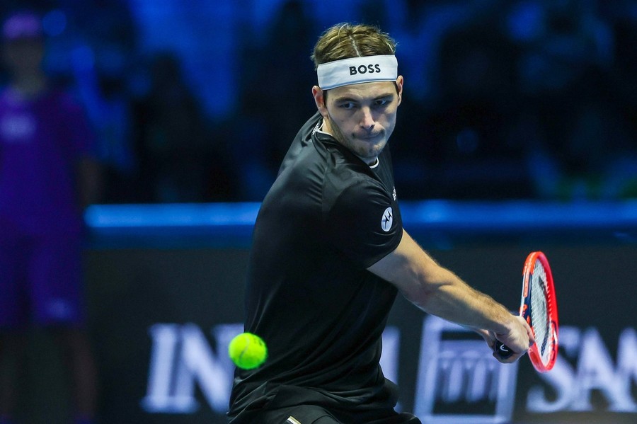 VIDEO | Taylor Fritz l-a învins pe Alex De Minaur şi speră la semifinale