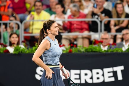 Simona Halep, revenire de senzaţie în meciul cu Iga Swiatek