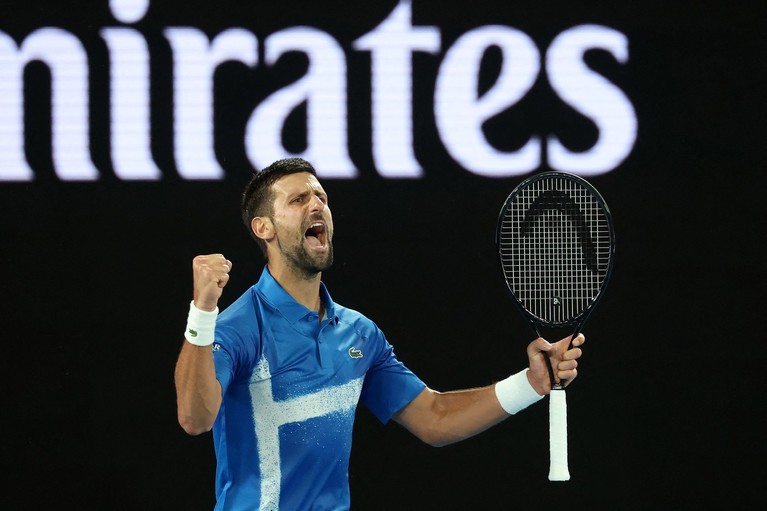 Novak Djokovic a avut serios de tras cu un tânăr jucător, dar s-a calificat în turul al doilea la Australian Open