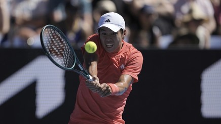 La 19 ani, americanul Learner Tien devine cel mai tânăr jucător care ajunge în optimi la Australian Open, după Rafael Nadal în 2005