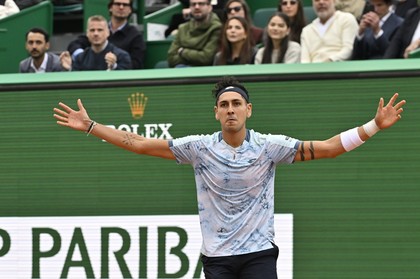 VIDEO | Alejandro Tabilo şi-a menţinut bilanţul perfect împotriva lui Novak Djokovic pe zgura din Monte-Carlo