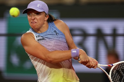  Iga Swiatek a fost eliminată de la Roland Garros! Poloneza a fost umilită în setul decisiv