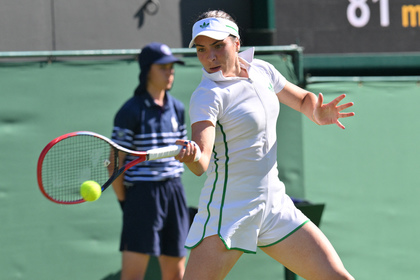 Gabriela Ruse a părăsit Wimbledon în turul secund la dublu