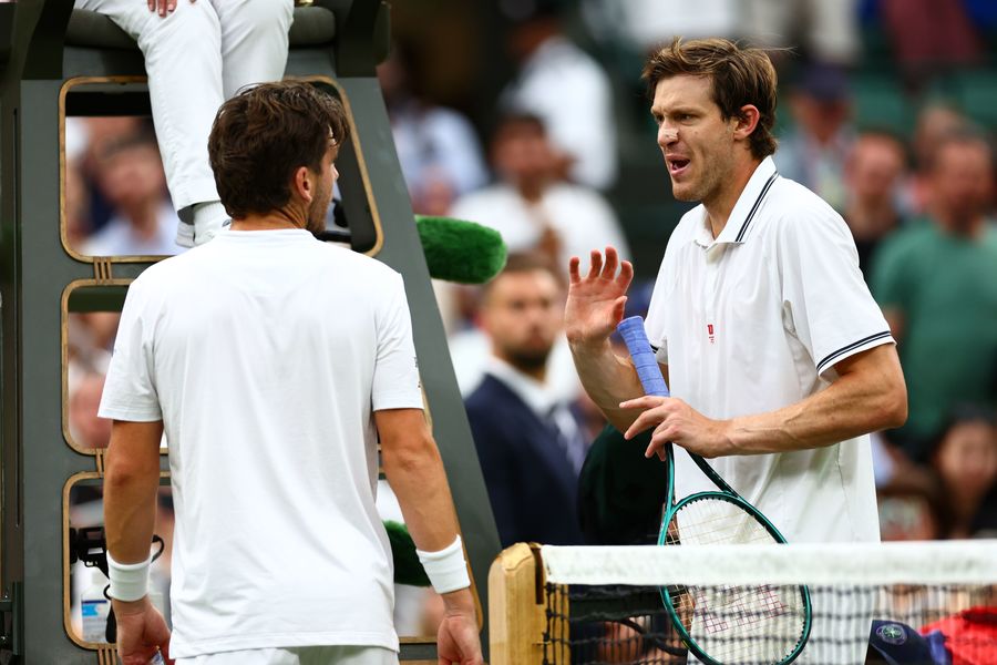A servit 46 de aşi, dar a fost eliminat de la Wimbledon după un meci senzaţional
