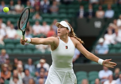 Mirra Andreeva s-a calificat, în premieră, în sferturi la Wimbledon! Jucătoarea are doar 18 ani

