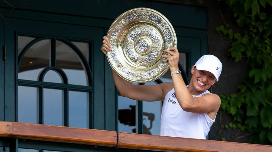 ”Totul pare ireal! Nici măcar nu am îndrăznit”. Iga Swiatek şi-a trăit visul la Wimbledon