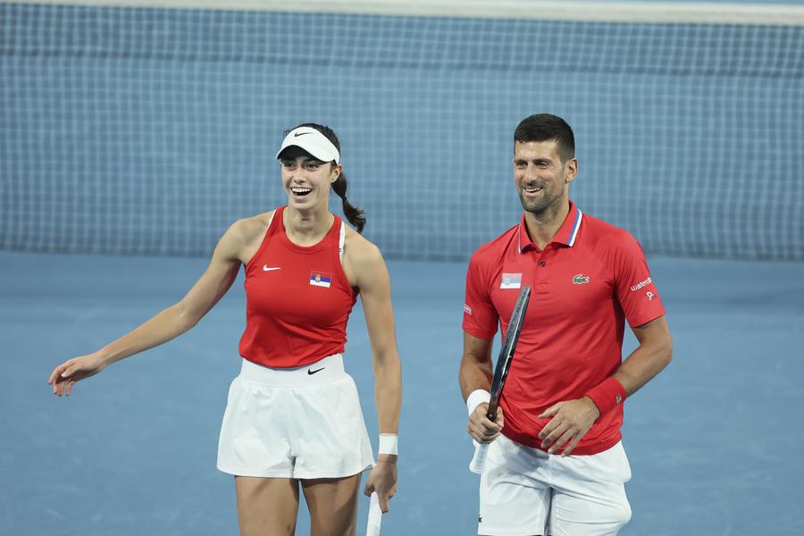 US Open: Wild card-uri la dublu mixt pentru perechile Emma Răducanu / Carlos Alcaraz şi Olga Danilovic / Novak Djokovic