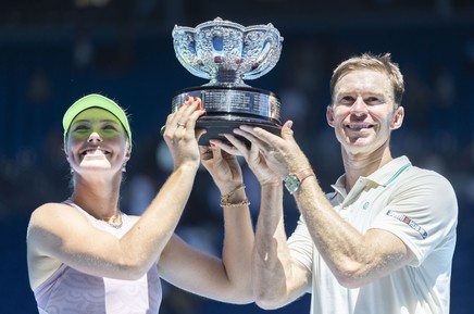 Gadecki şi Peers au devenit prima pereche din ultimii 37 de ani care a reuşit să-şi apere titlul la dublu mixt la Australian Open