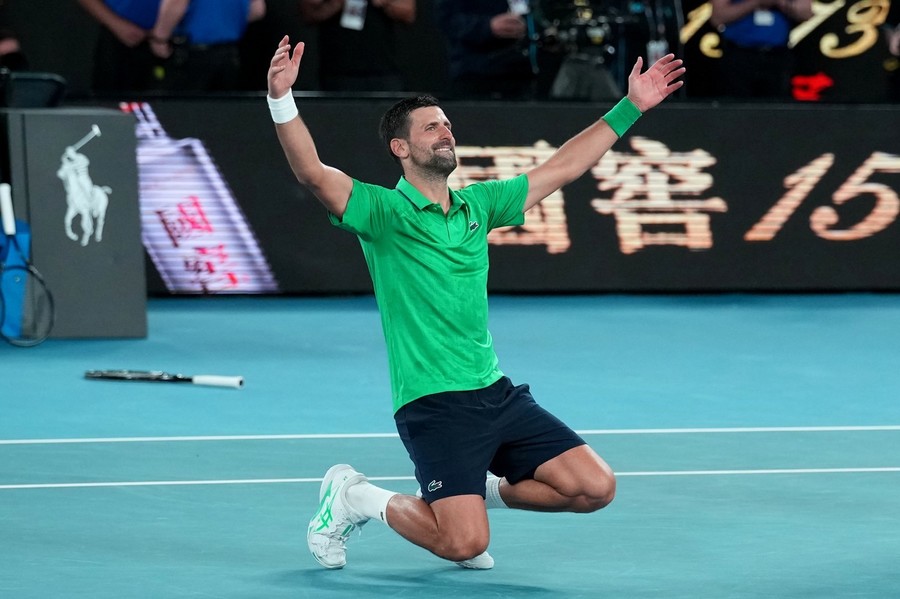 Novak Djokovic, calificare de poveste în semifinale la AO! Veteranul sârb l-a învins pe Jannik Sinner