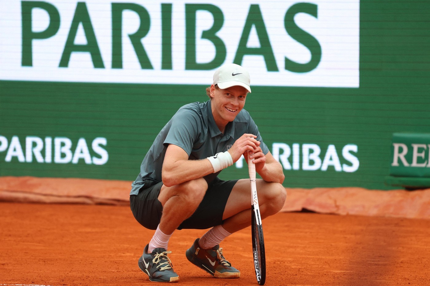 VIDEO | Sinner îl bate pe Alcaraz în finala de la Monte Carlo şi revine pe primul loc în clasamentul mondial