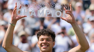 VIDEO | Turneul de la Stuttgart i-a adus lui Ben Shelton primul titlu ATP pe iarbă