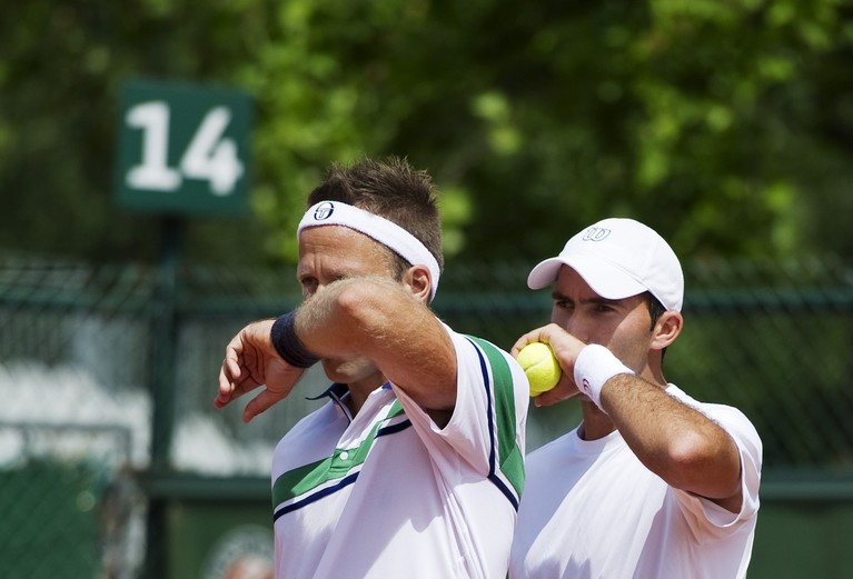 Tecău şi Lindstedt, înfrângere în faţa fraţilor Bryan la Invitational Doubles, din cadrul turneului de la Wimbledon