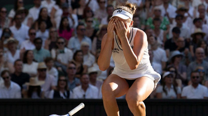 Linda Noskova s-a impus în finala 100% cehă de la Wimbledon! Este cea mai tânără câştigătoare din ultimii 15 ani
