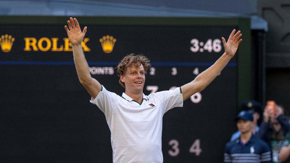 Sinner l-a învins pe Zverev şi şi-a păstrat titlul de la Wimbledon după un meci maraton 