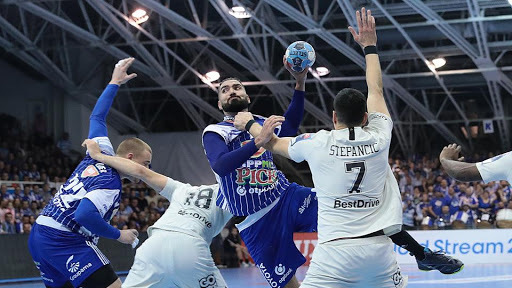 Coronavirusul a ajuns şi în Liga Campionilor la handbal. Un meci foarte important a fost amânat