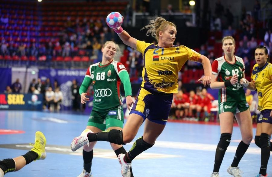 Aşteptarea a luat sfârşit! Începe Campionatul European de Handbal. România are multe tineret în lot, dar se bazează pe Cristina Neagu. Toate partidele sunt pe Look Sport