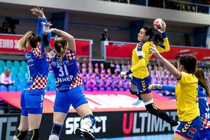 Meciurile Naţionalei feminine de handbal de la turneul preolimpic din Muntenegru, transmise în exclusivitate de Prima TV