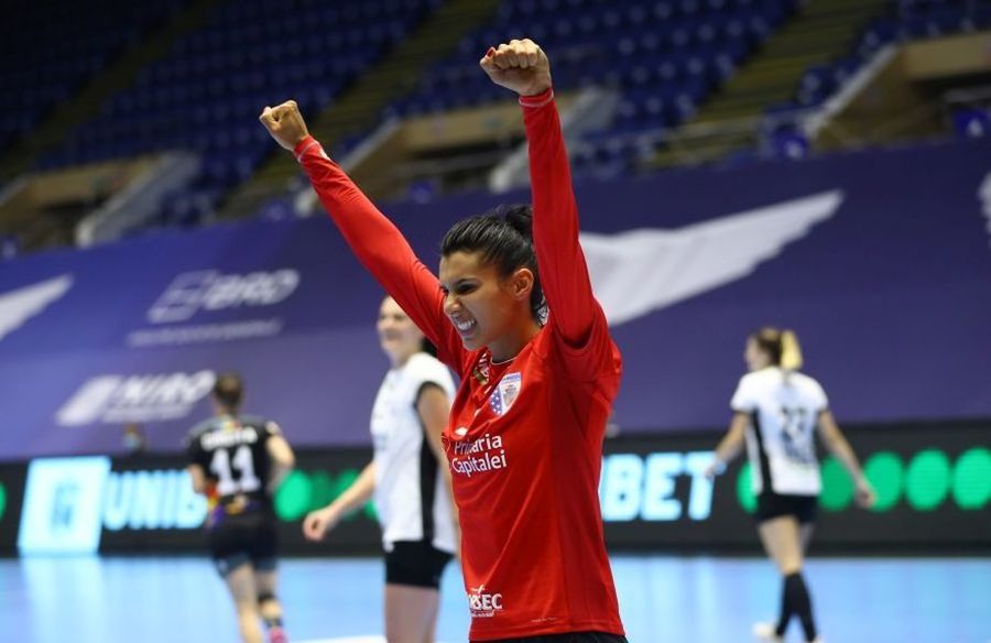 Alertă la naţionala de handbal. Denisa Dedu, rezultat ”neconcludent” la testarea RT-PCR din Muntenegru, înaintea turneului preolimpic