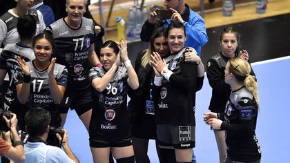 CSM Bucureşti, Minaur Baia Mare şi SCM Râmnicu-Vâlcea, pe podium la finalul turului Ligii Naţionale de handbal feminin