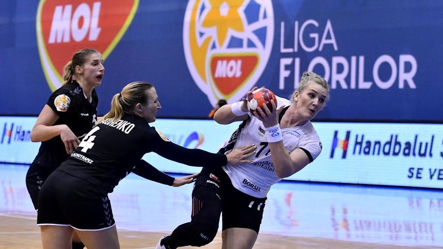 CSM Bucureşti, aproape campioană. Luptă strânsă pentru locul secund. Rezultatele etapei XXIII din Liga Naţională de handbal feminin