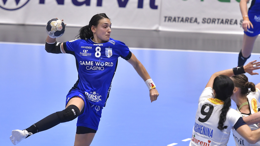 SCM Râmnicu-Vâlcea - CSM Bucureşti 31-30. ”Tigroaicele” suferă primul eşec stagional în faţa rivalei clasice