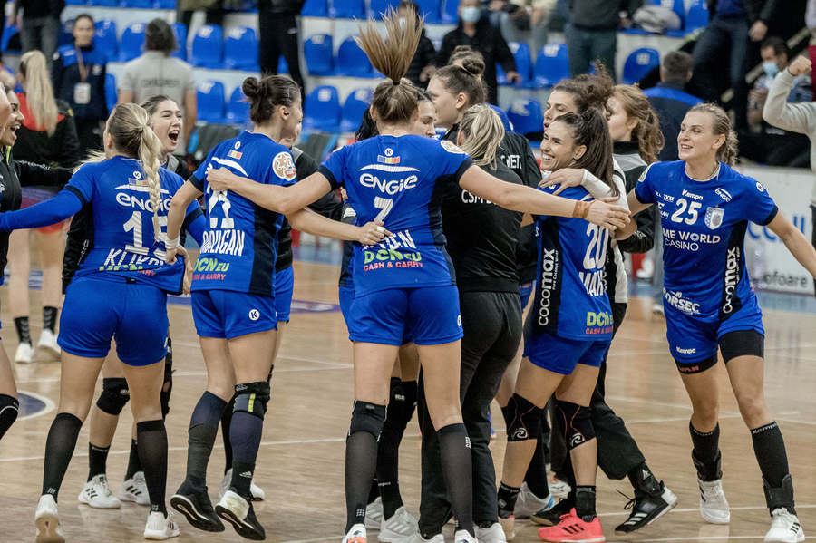 VIDEO ǀ Victorie spectaculoasă pentru CSM Bucureşti! ”Tigroaicele” au făcut scor cu Buducnost Podgorica, în grupele Ligii Campionilor 

