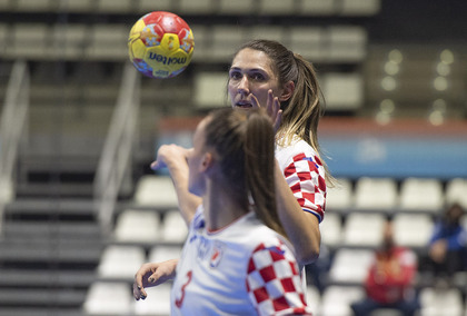 Zi plină de spectacol la Campionatul Mondial de handbal feminin. Croaţia a câştigat la cea mai mare diferenţă. Rezultatele complete