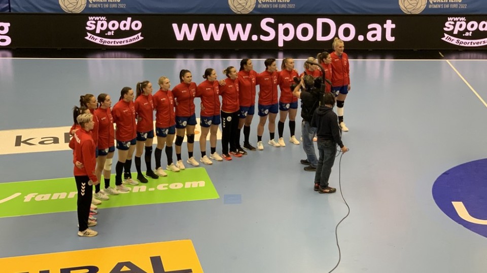//i0.1616.ro/media/581/3142/38126/20496073/1/romania-handbal-feminin-lot-cm.jpg