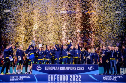 VIDEO ǀ Suedia câştigă Campionatul European de handbal masculin, după o pauză de 20 de ani. Finală epică contra Spaniei