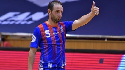 Handbalistul stelist Andrei Mihalcea a ajuns la spital după o accidentare suferită în meciul cu Minaur