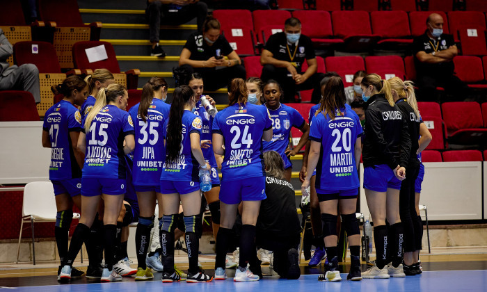 Handbal: Pivotul olandez Yvette Broch, de la CSM Bucureşti la Gyor ETO