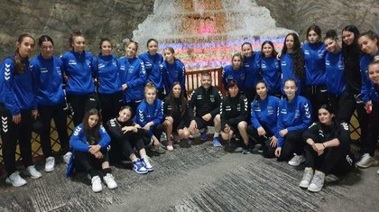 România s-a calificat în finala European Open U16 la handbal feminin