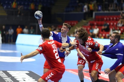 Dinamo a câştigat Supercupa României la handbal masculin. Victorie fără emoţii în faţa celor de la Steaua