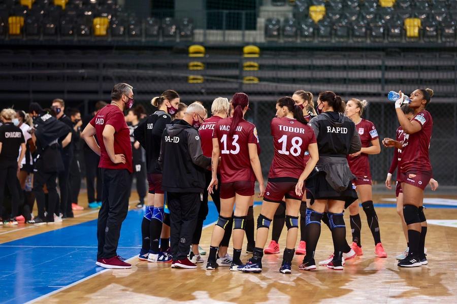 Campioana Rapid Bucureşti, învinsă la scor de Gloria Buzău în Liga Naţională de handbal feminin