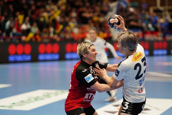 VIDEO | SCM Râmnicu Vâlcea - NFH Nyk 32-29. Oltencele, pas mare către semifinalele European League
