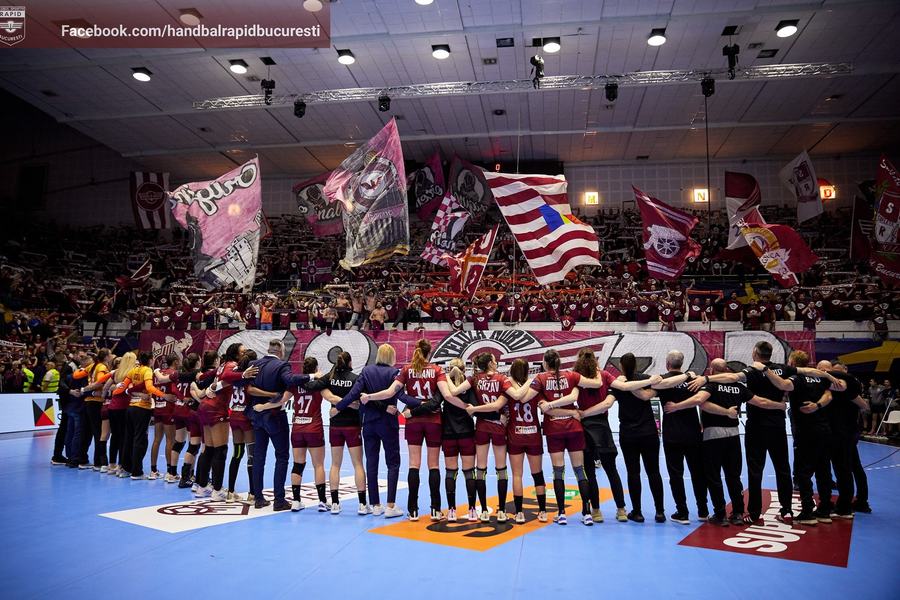 Rapid, victorie la trei goluri în derby-ul cu SCM Rm. Vâlcea, în Liga Naţională de handbal feminin 