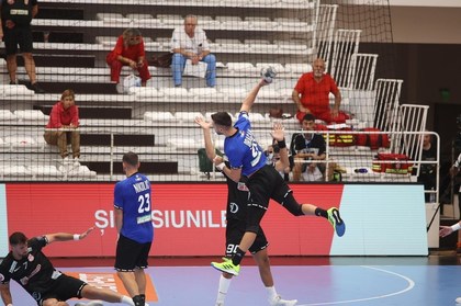 CSM Constanţa a deschis campionatul de handbal masculin cu o victorie în meciul cu CSM Sighişoara