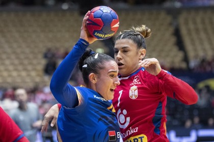 VIDEO | România - Serbia 37-28. Demonstraţie de forţă a fetelor noastre la Campionatul Mondial