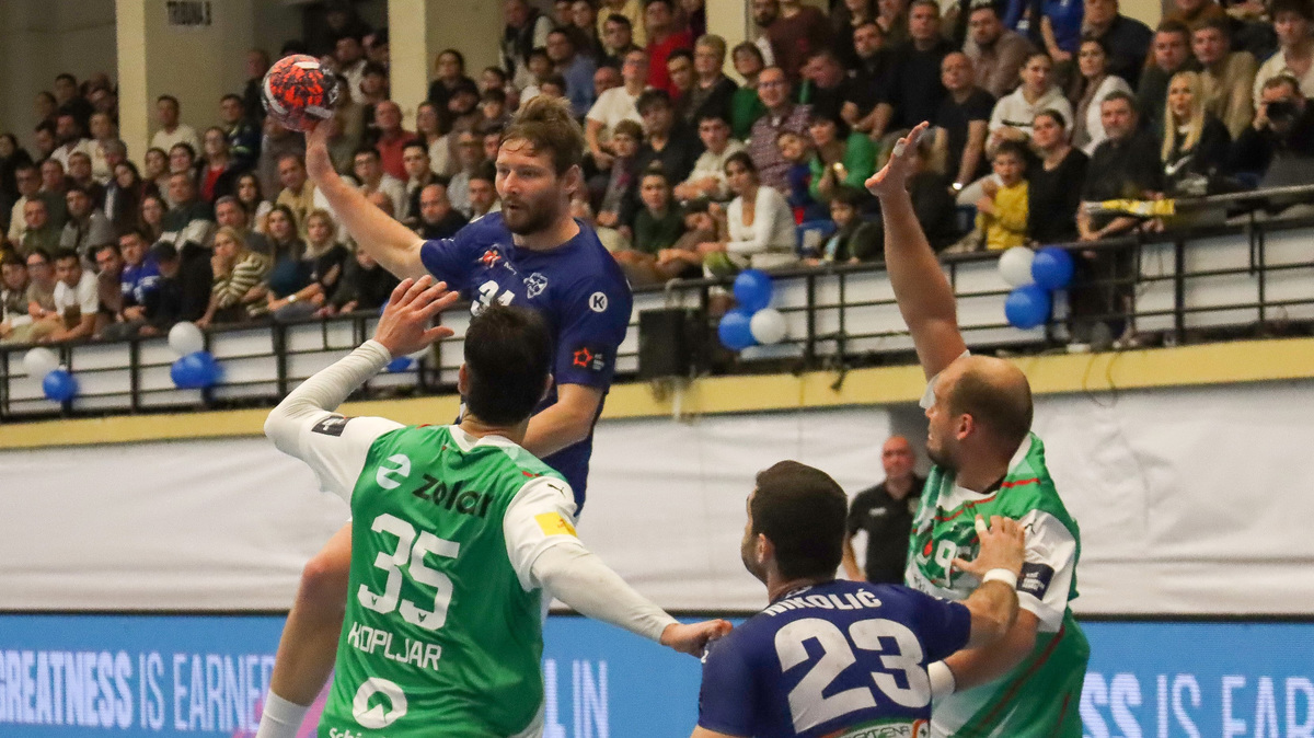 VIDEO | CSM Constanţa - Fuchse Berlin 29-32. Dobrogenii au condus la pauzăcampioana din European League