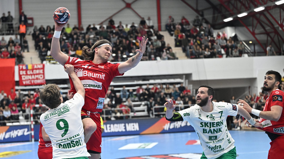 //i0.1616.ro/media/581/3142/38126/21576902/1/dinamo-bucuresti-skjern-handbold-ehf-european-league-23-04-2024.jpg