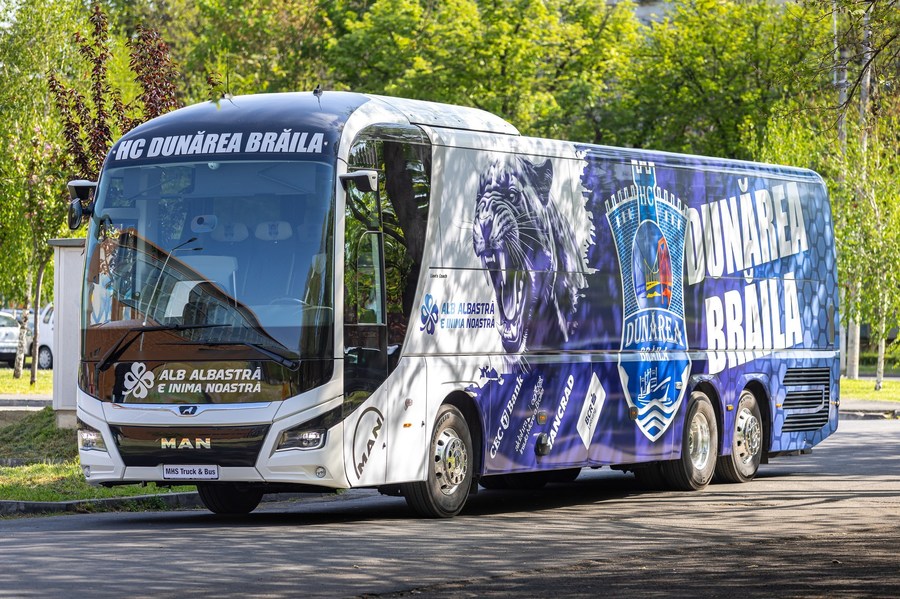 Autocar de 500.000 de euro pentru Dunărea Brăila! Confort la cele mai înalte standarde pentru handbaliste