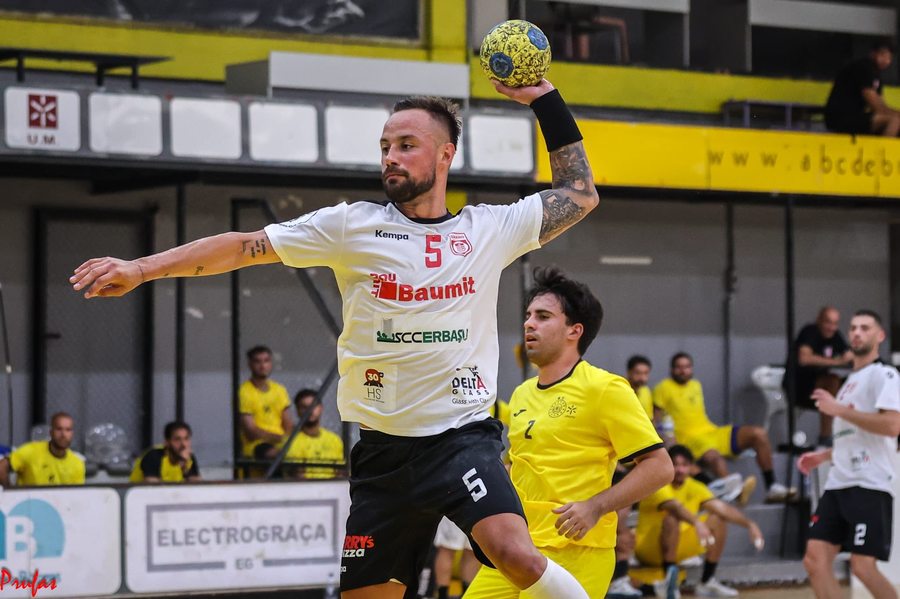 Dinamo Bucureşti, victorie cu formaţia spaniolă Cisne Balonmano, la turneul amical de la Pontevedra