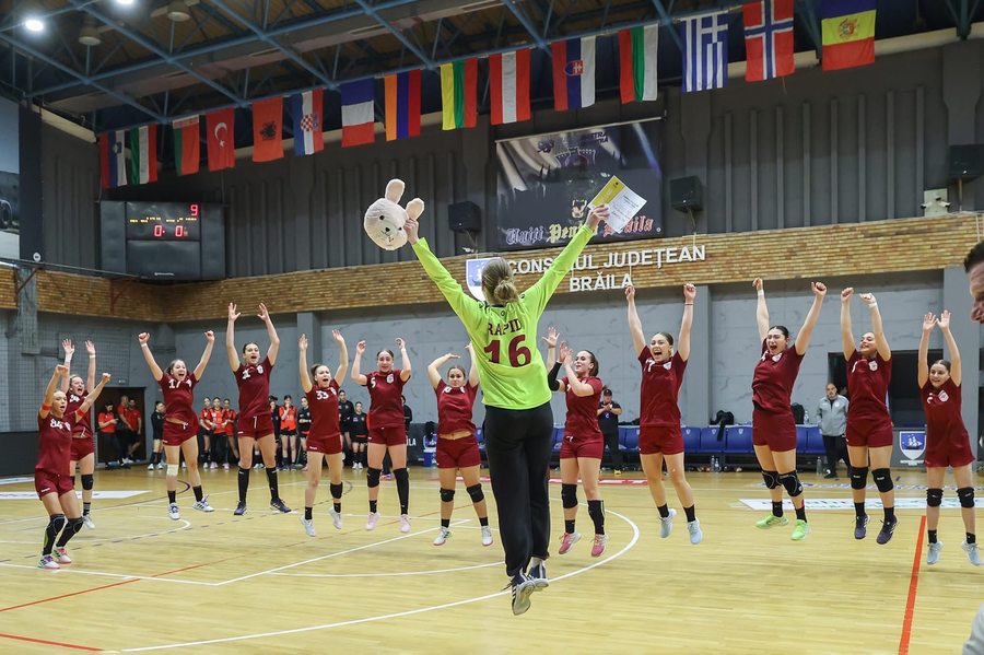 Rapid Bucureşti a câştigat Turneul Memorial ”Constantin Tită”, după finala cu DVSC Debrecen